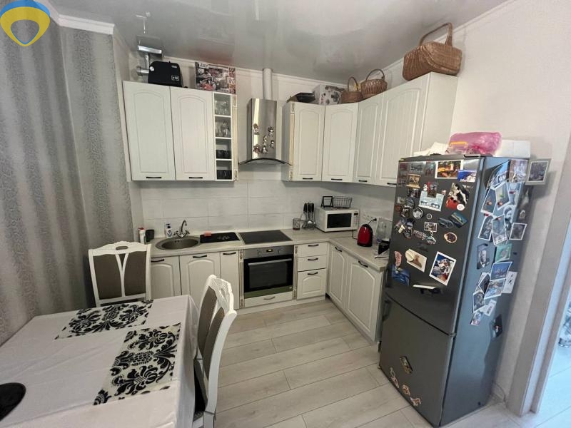 продажа трехкомнатной квартиры номер A-173604 в Приморском районе, фото номер 7